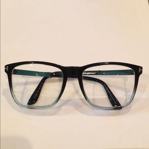 Tom Ford TF5351 glasses